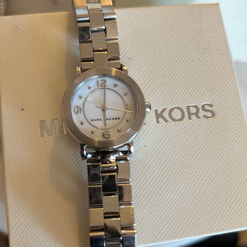 Marc Jacobs silver watch